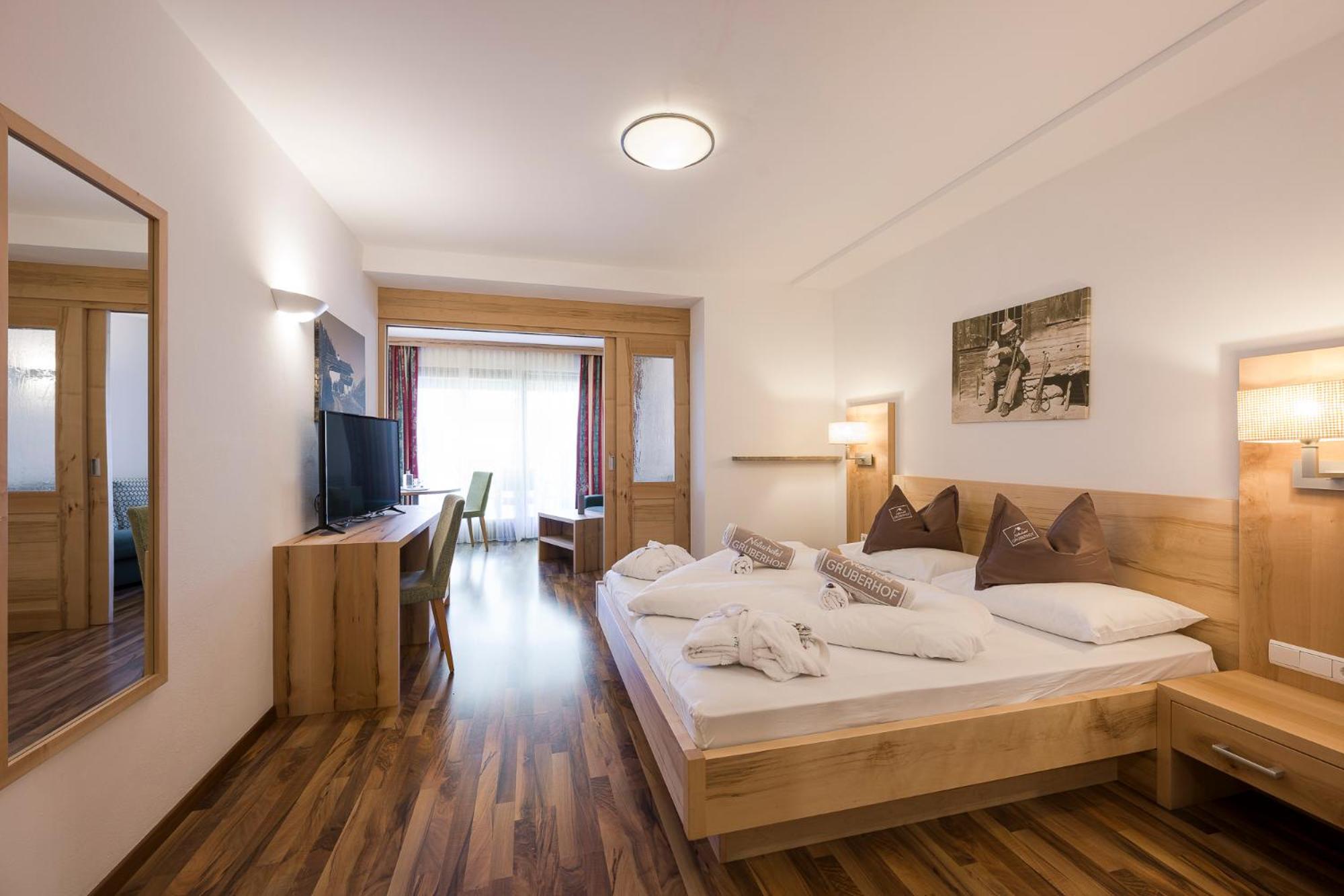 Naturhotel Gruberhof Schenna Εξωτερικό φωτογραφία